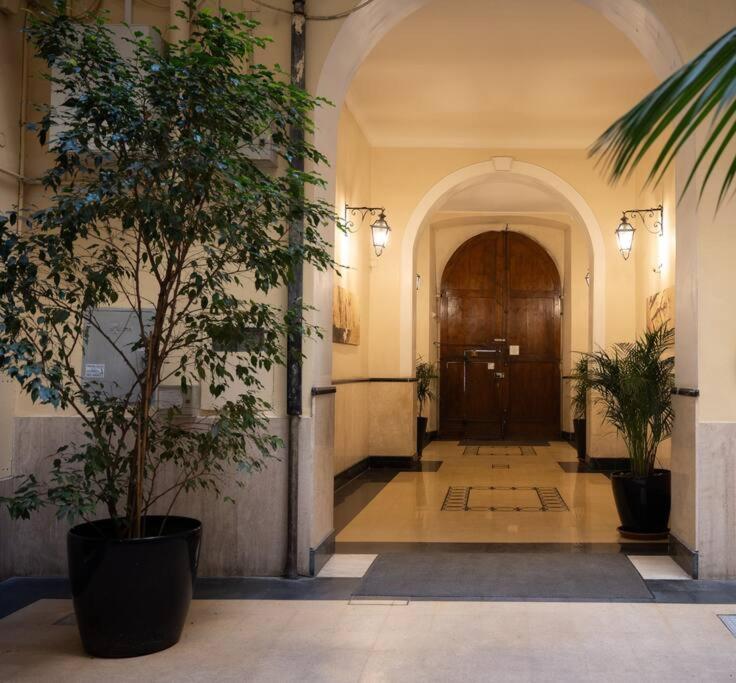 Merulana Penthouse: 5 Minutes Walk From Colosseum Luaran gambar